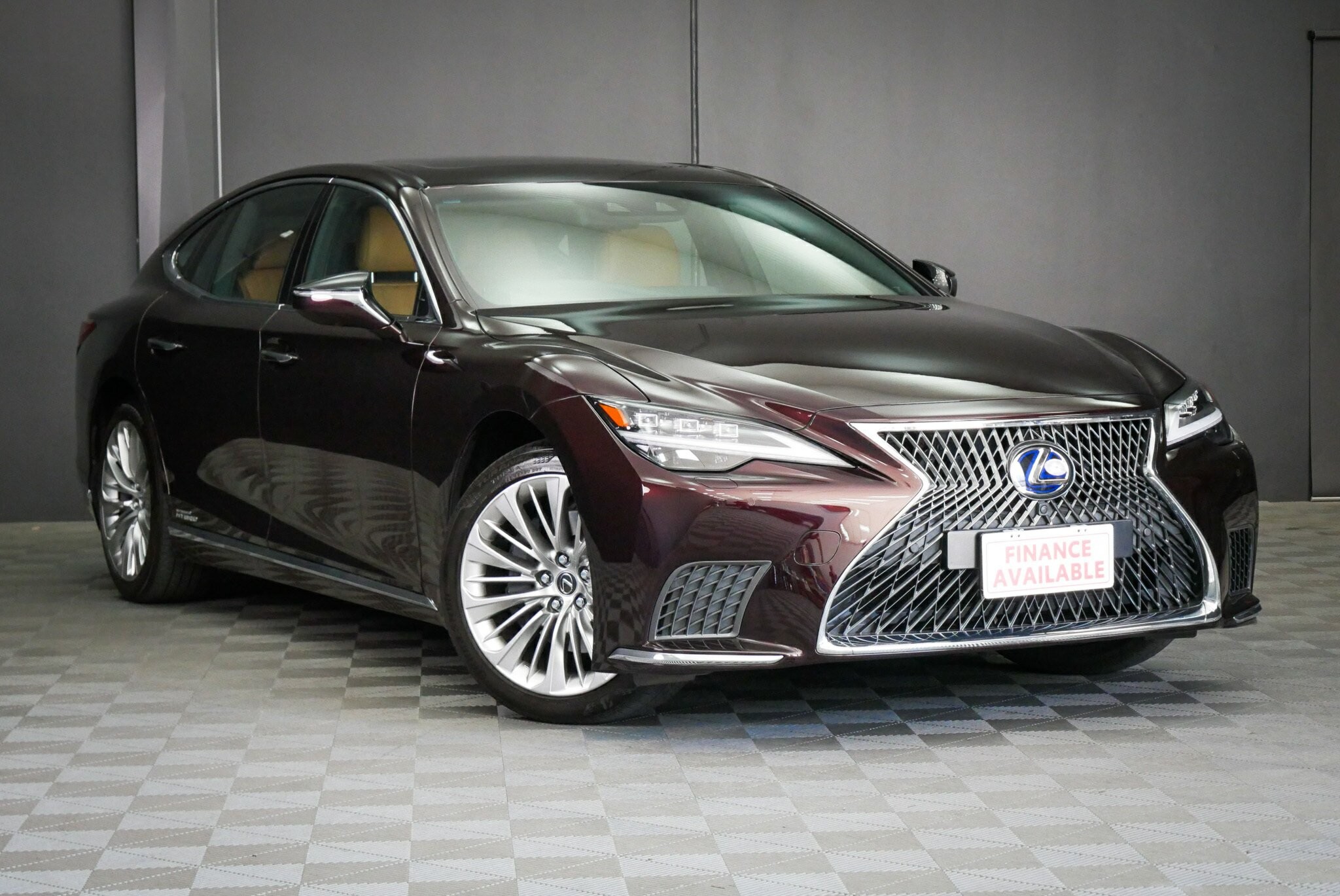 Lexus Ls image 1