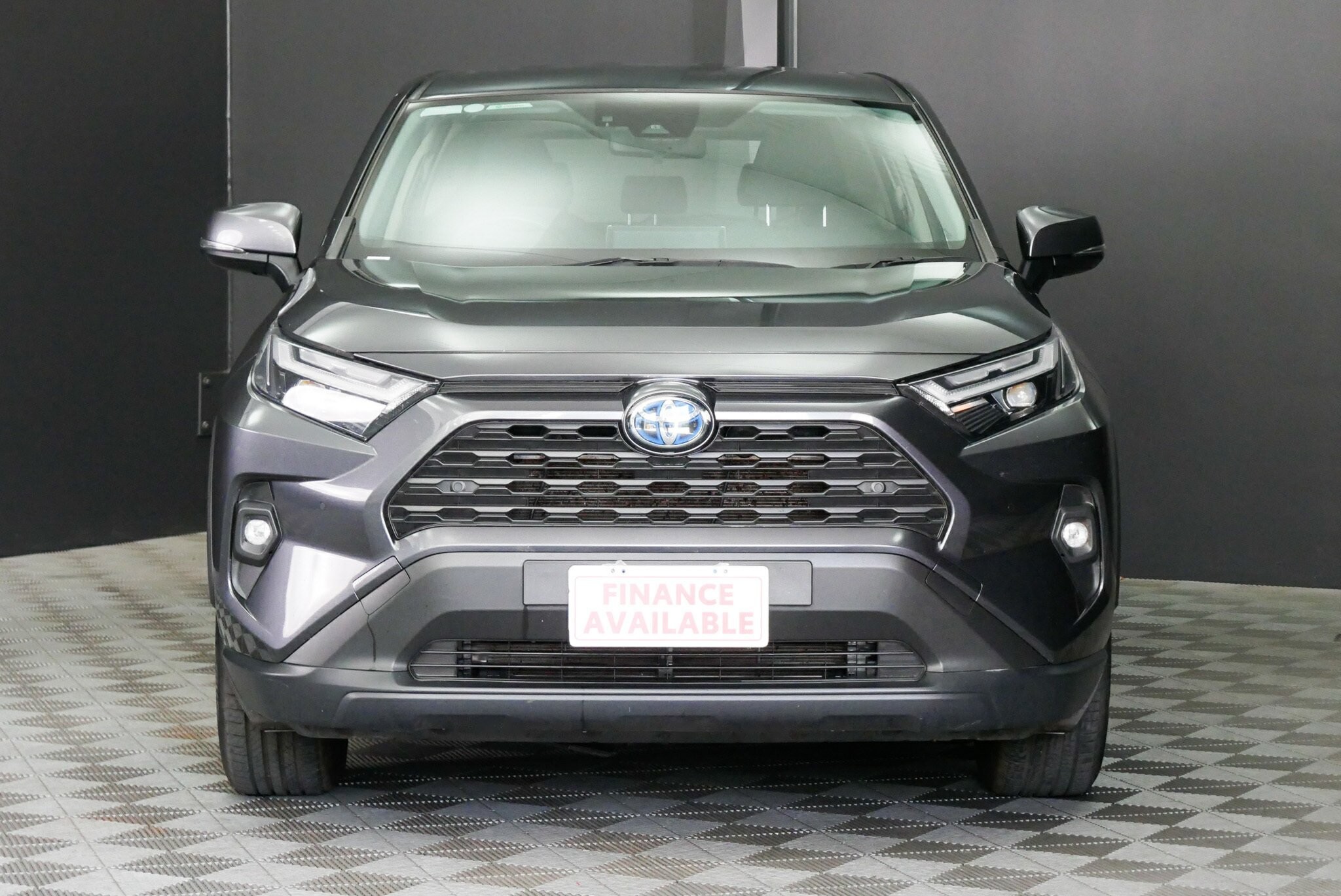 Toyota Rav4 image 2