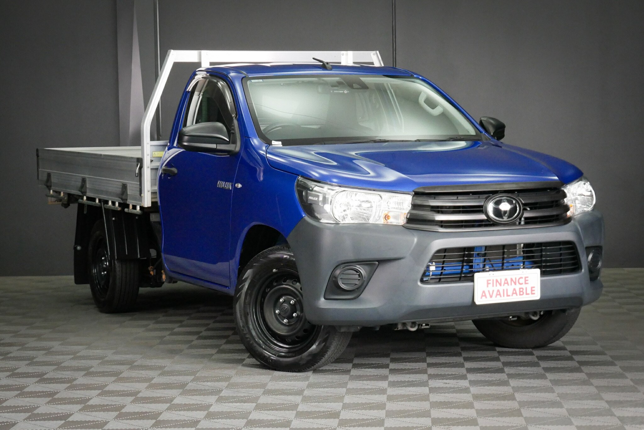 Toyota Hilux image 1