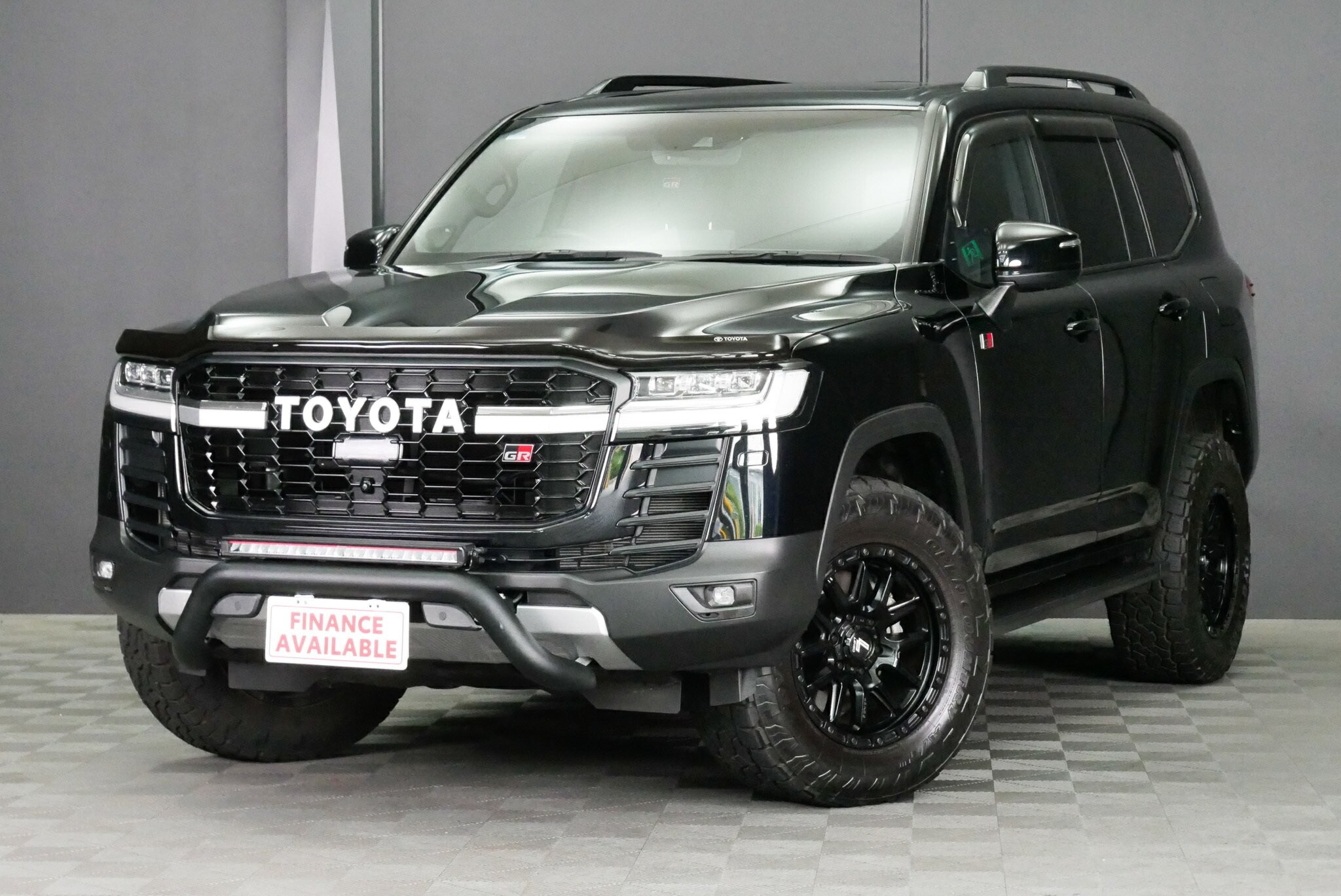 Toyota Landcruiser image 3