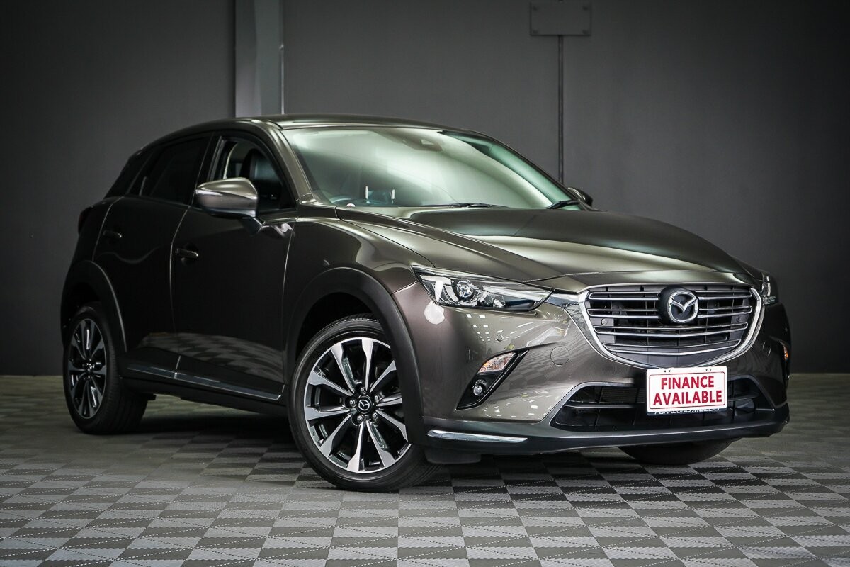 Mazda Cx-3 image 1