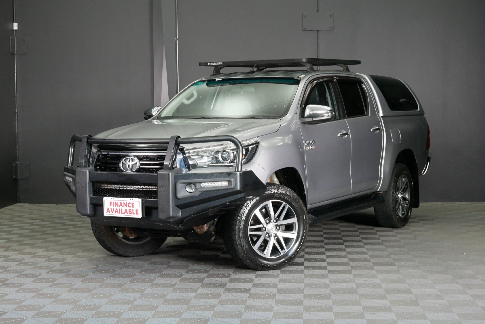 Toyota Hilux image 3