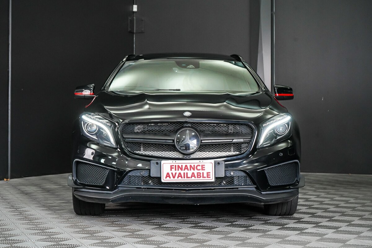 Mercedes Benz Gla-class image 3