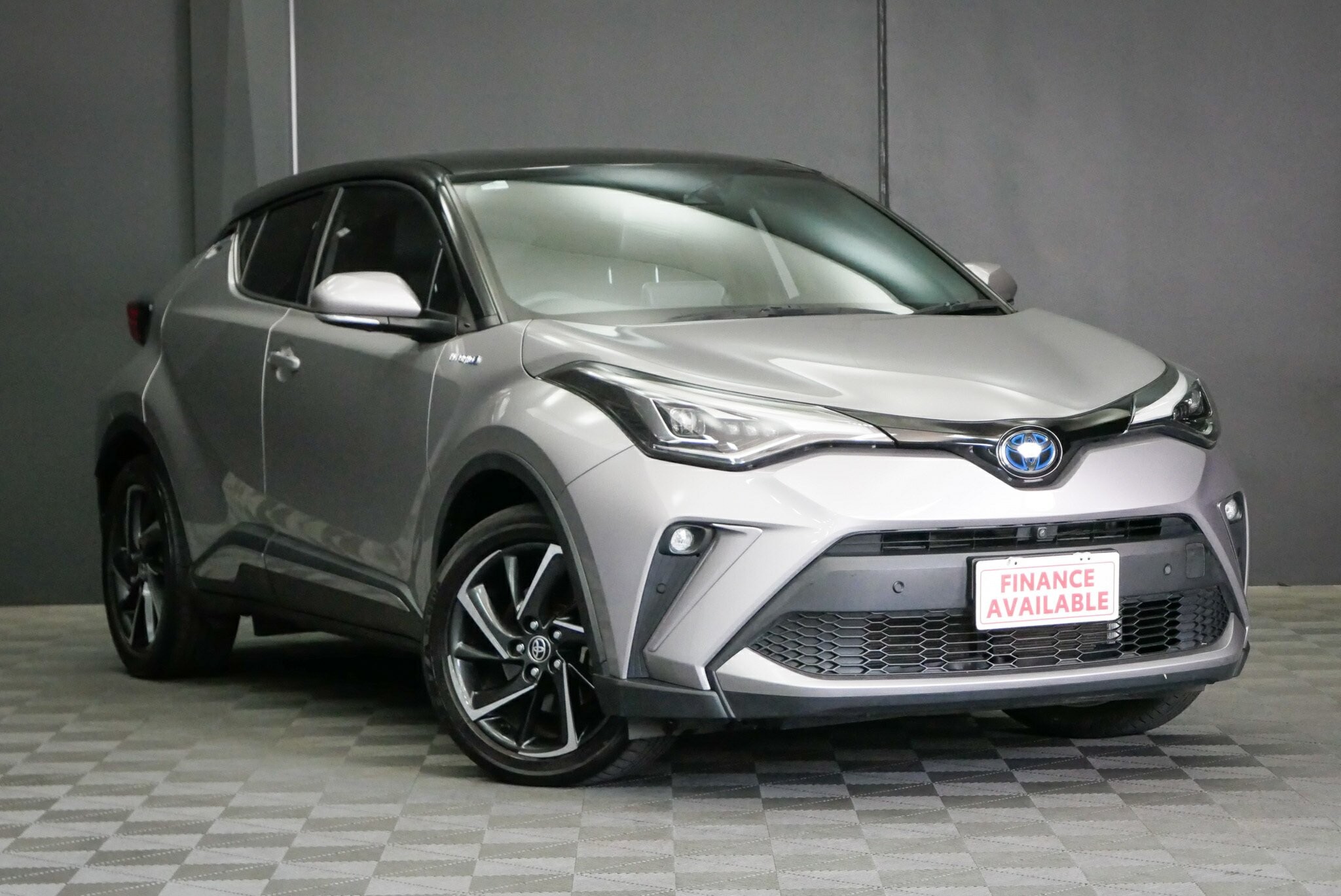 Toyota C-hr image 1