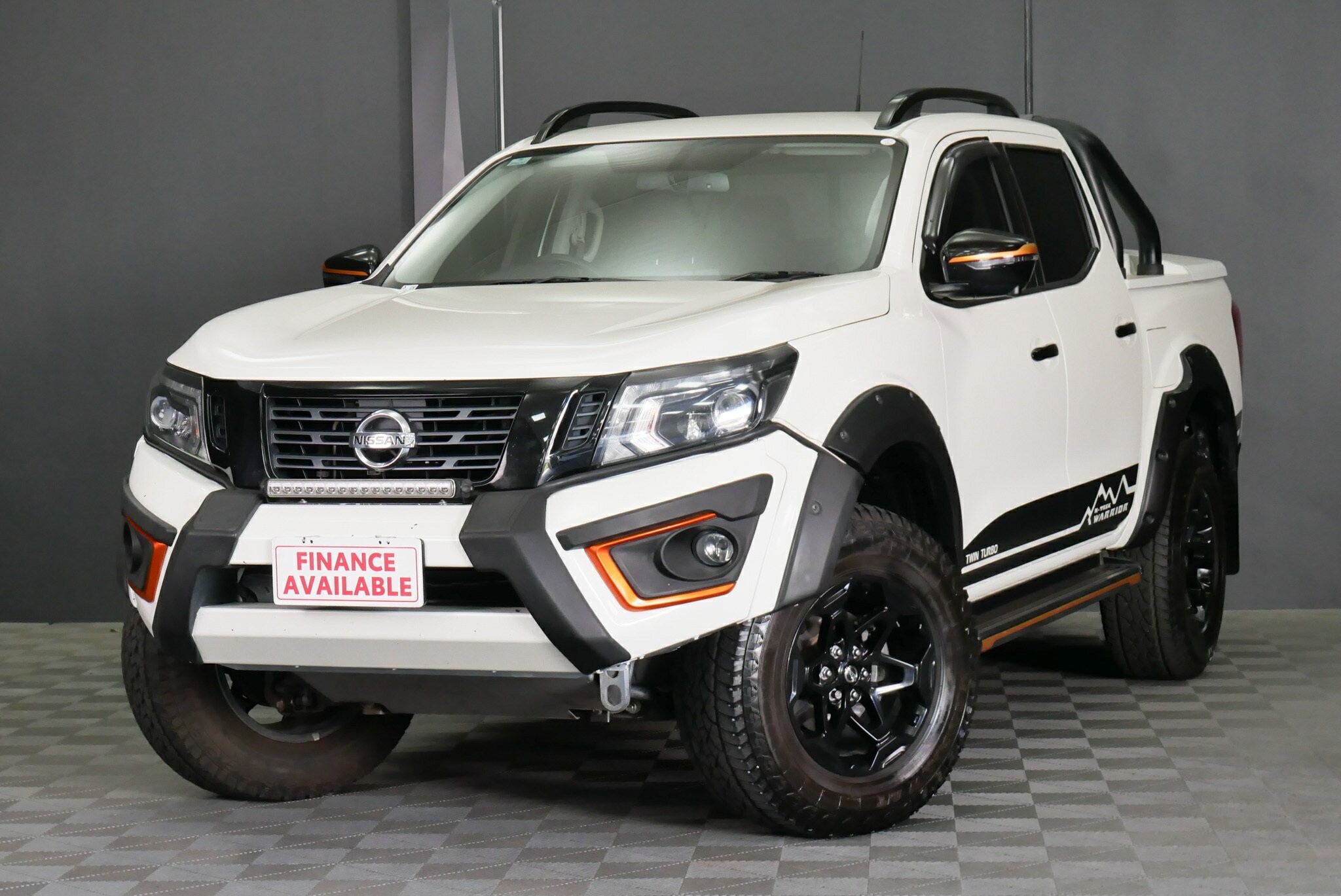 Nissan Navara image 3