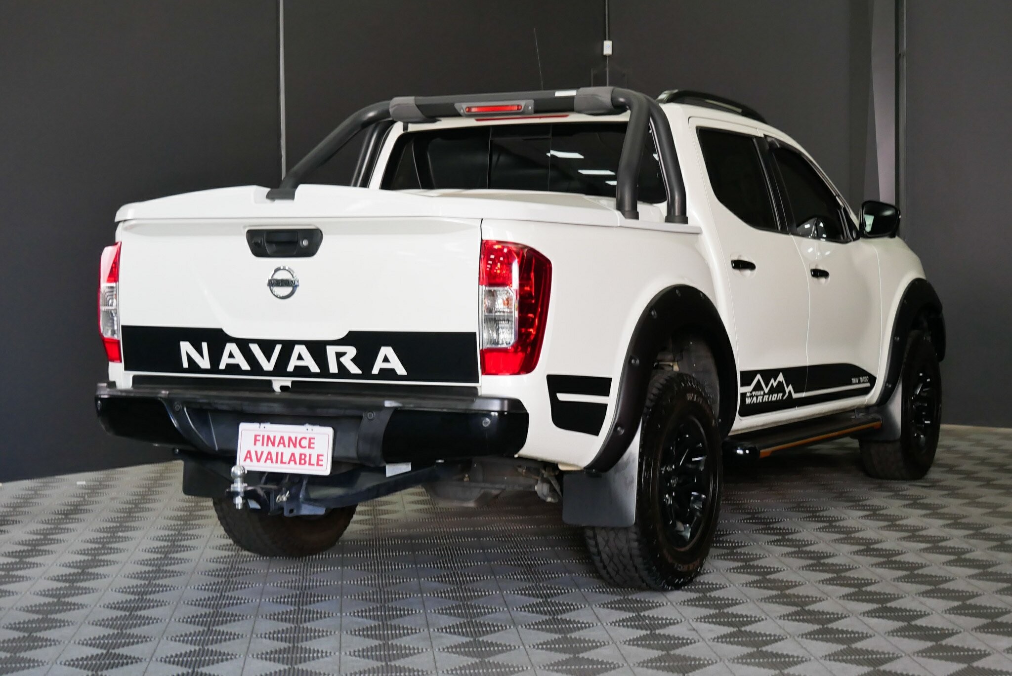 Nissan Navara image 4