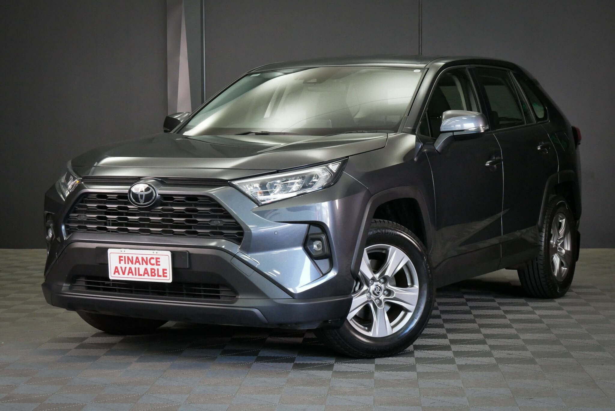 Toyota Rav4 image 3