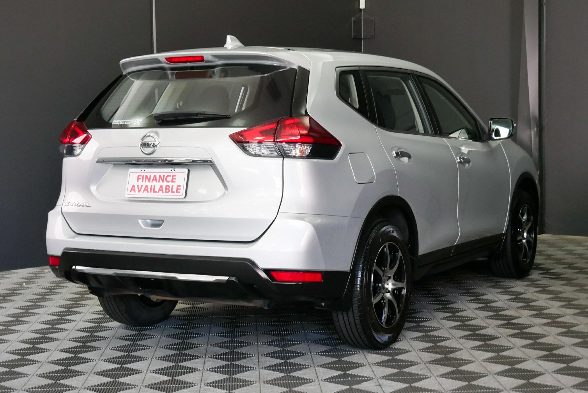 Nissan X-trail image 4