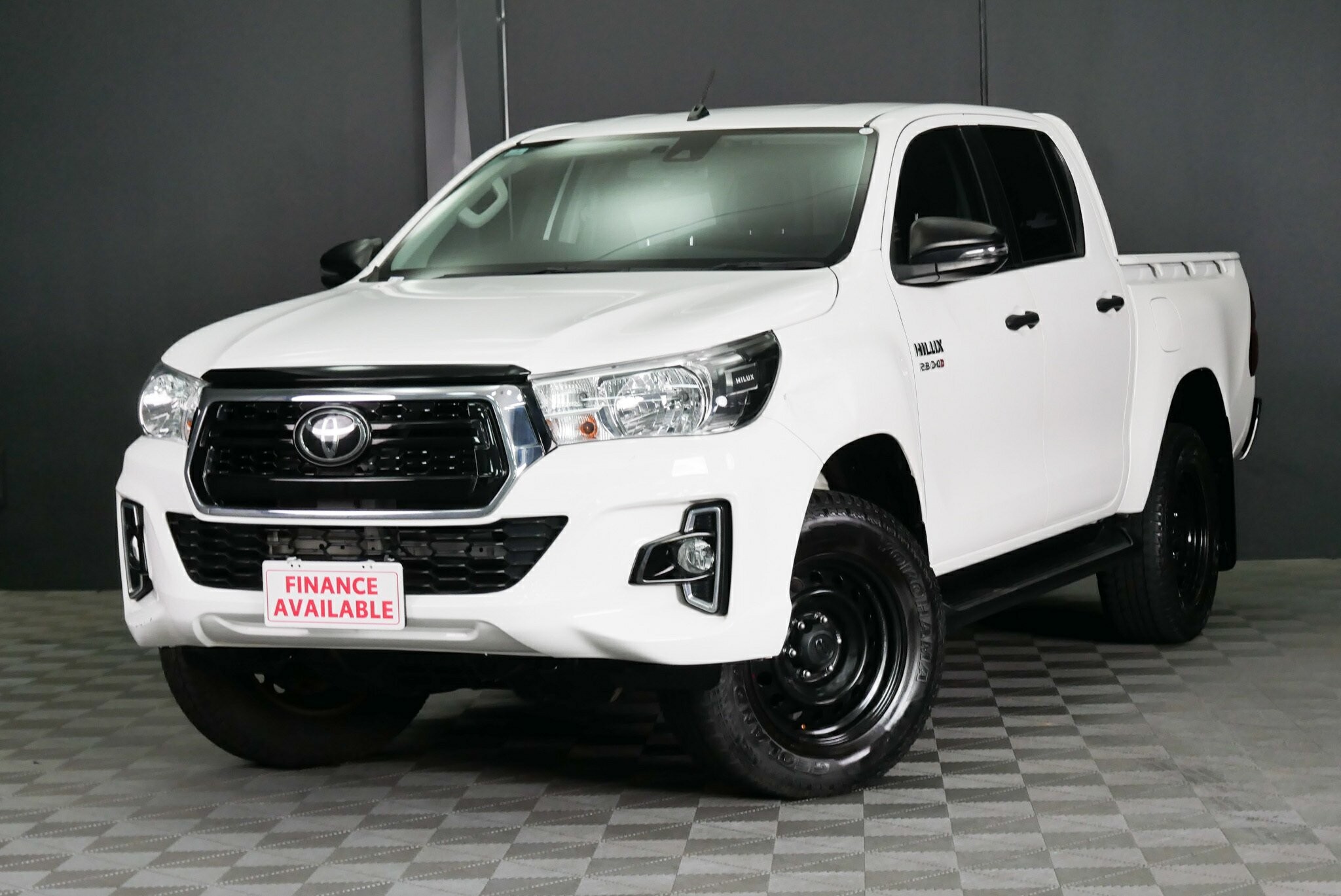 Toyota Hilux image 3