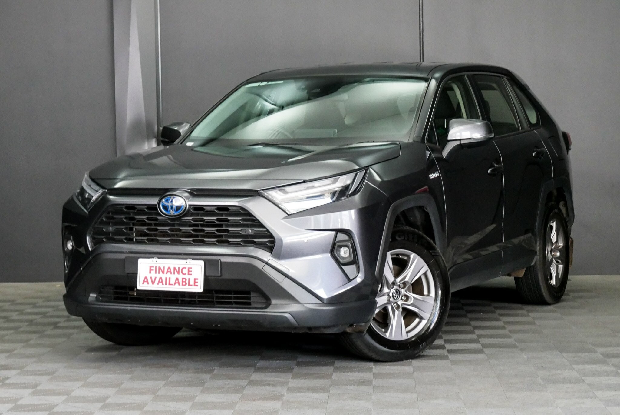 Toyota Rav4 image 3