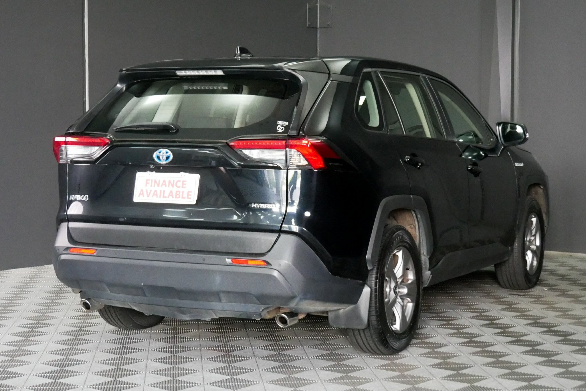 Toyota Rav4 image 4