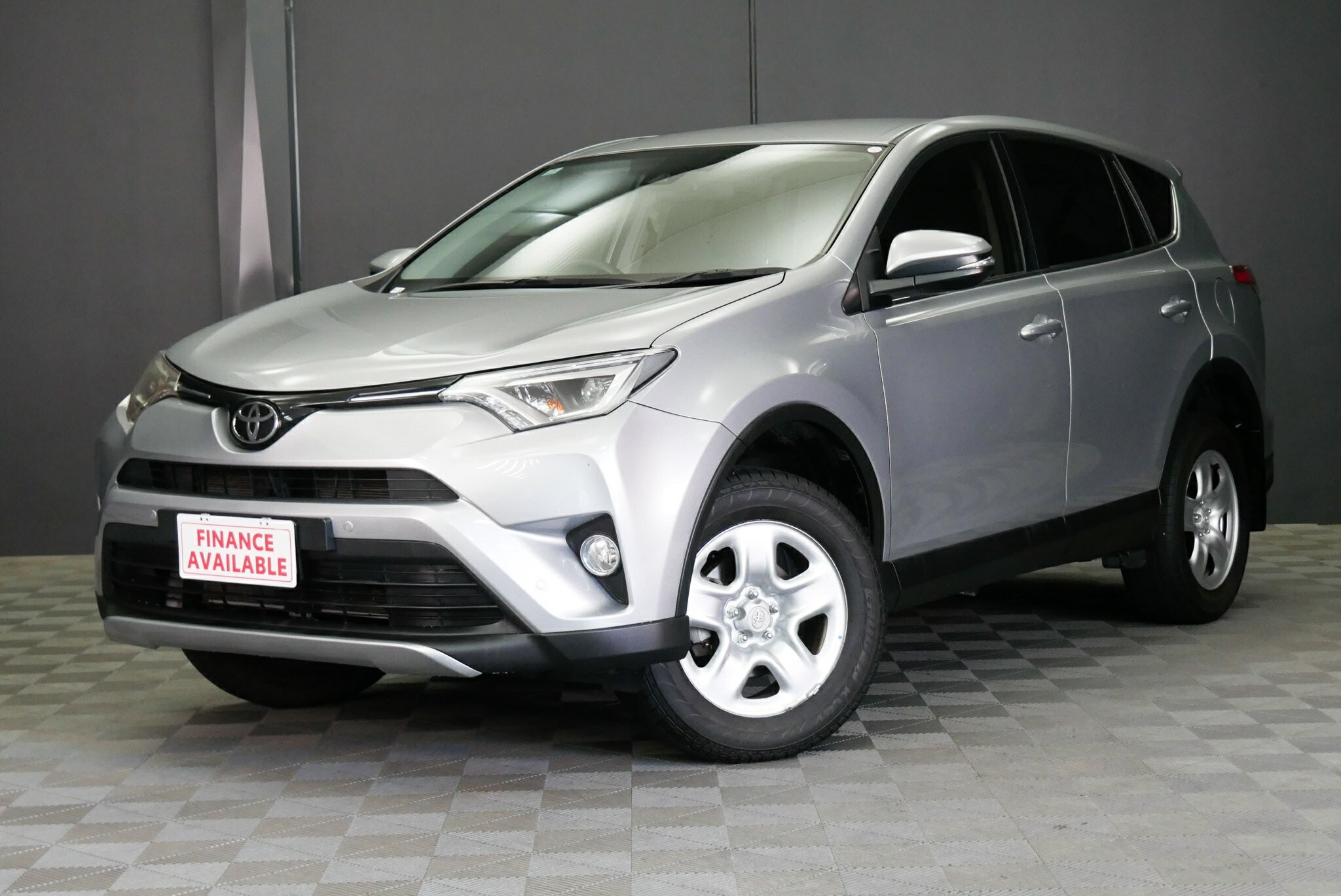 Toyota Rav4 image 3