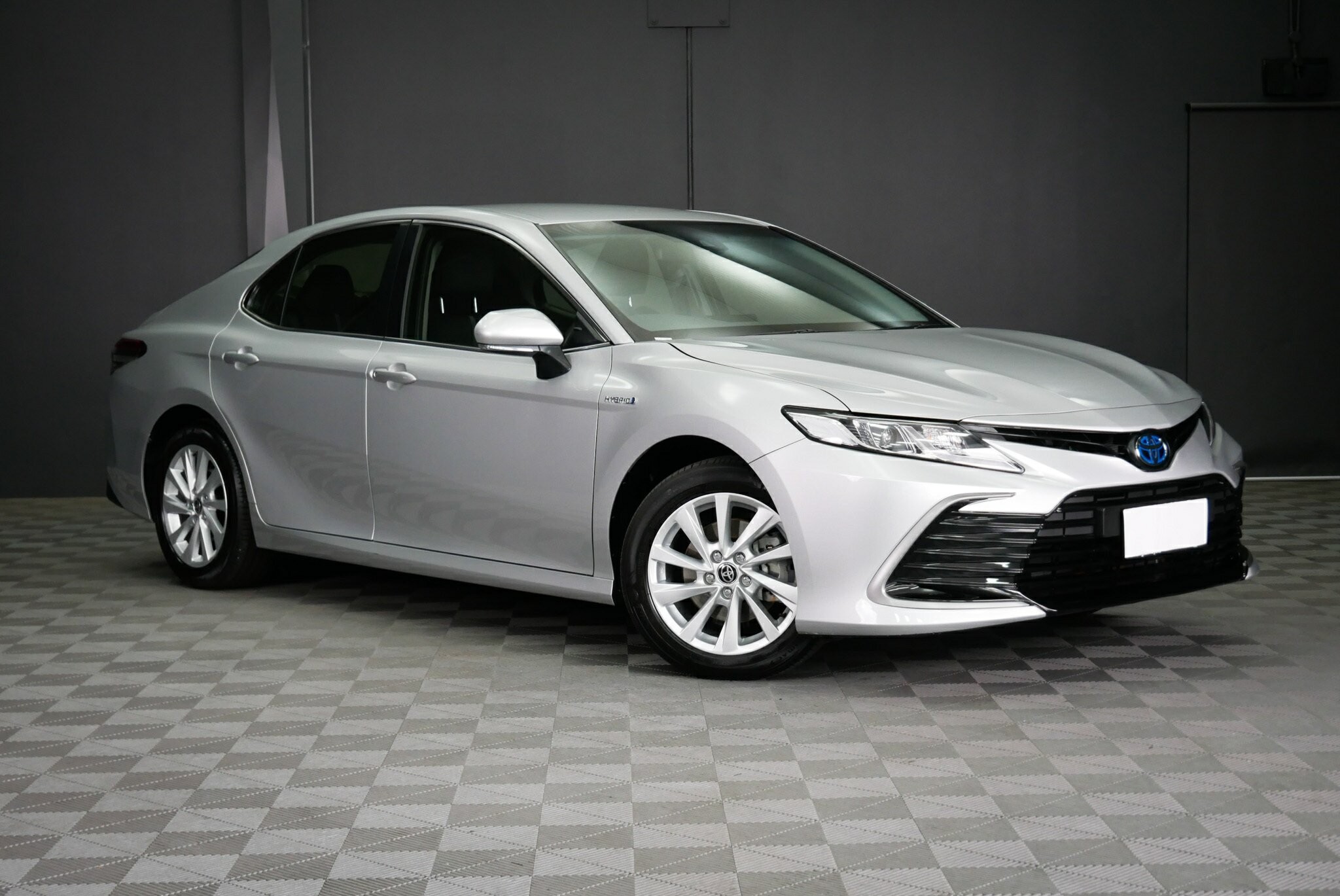 Toyota Camry image 1