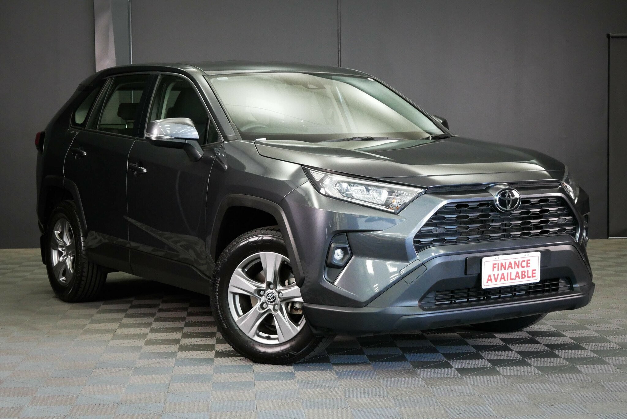 Toyota Rav4 image 1