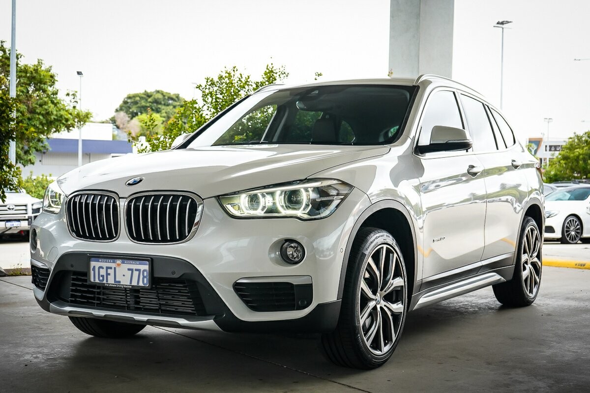 BMW X1 image 4