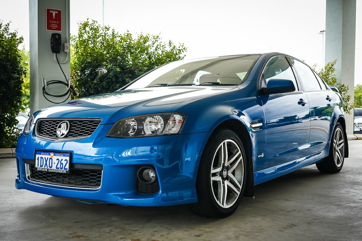 Holden Commodore image 4