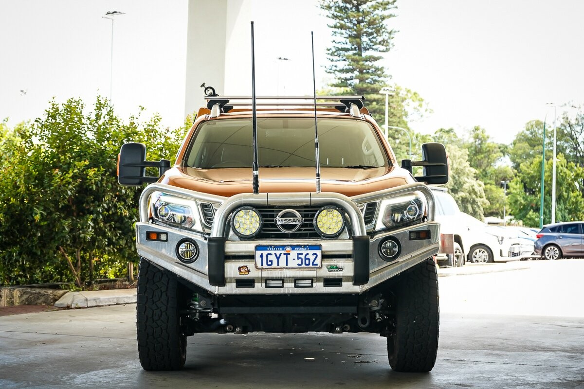 Nissan Navara image 3