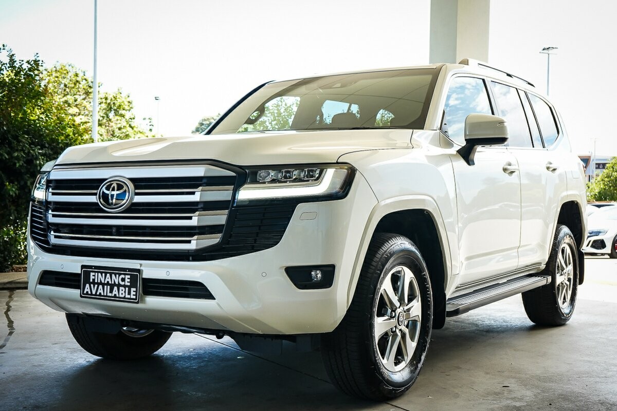 Toyota Landcruiser image 4