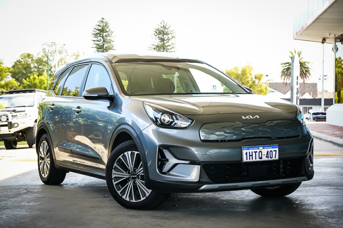 Kia Niro Plus image 1