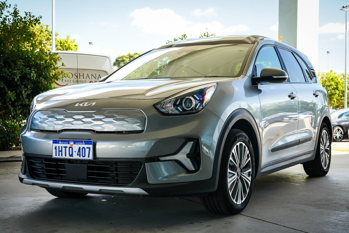 Kia Niro Plus image 4