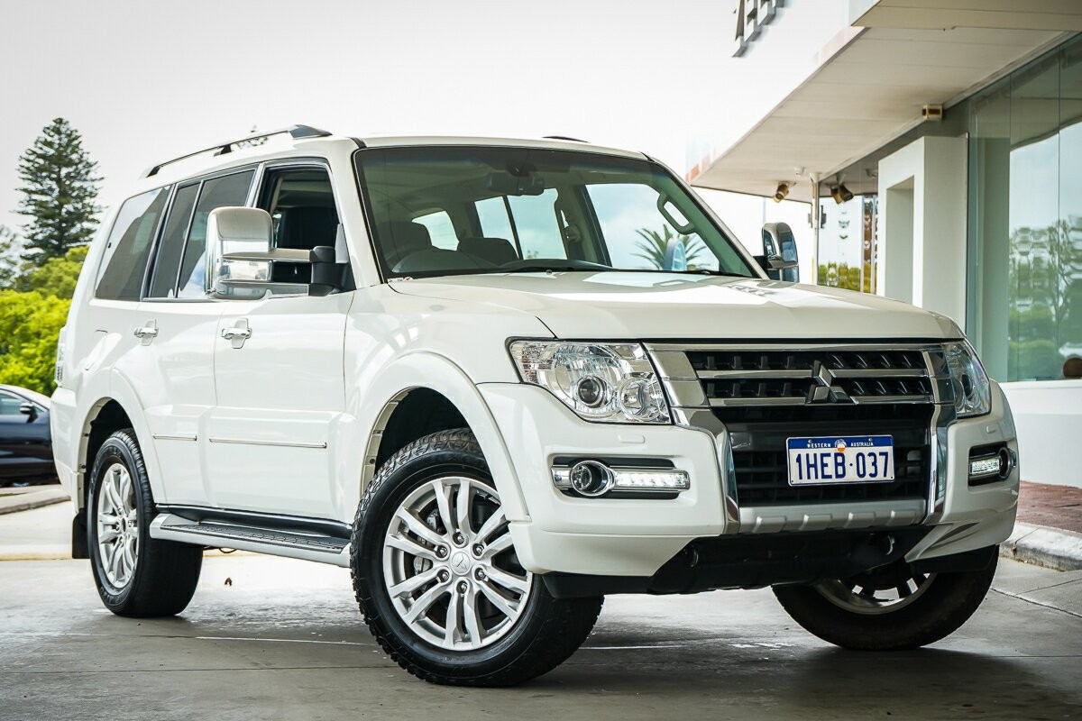 Mitsubishi Pajero image 1