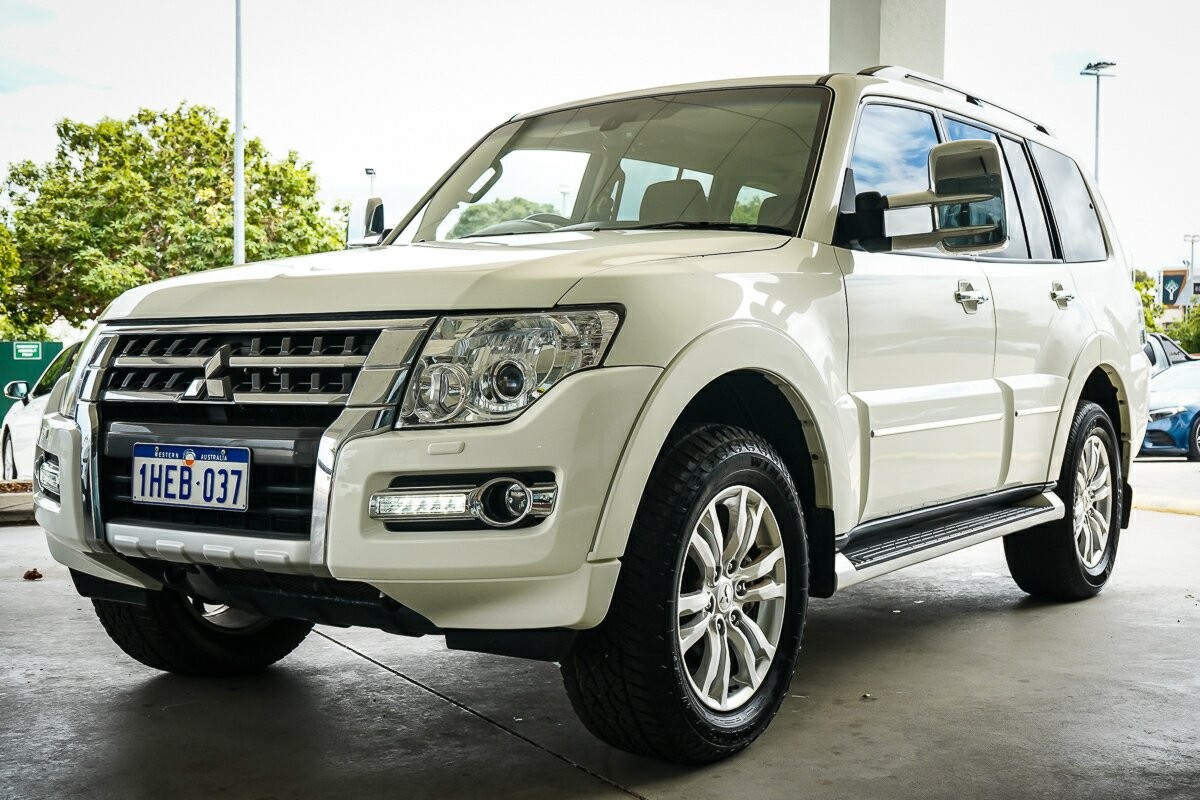 Mitsubishi Pajero image 4