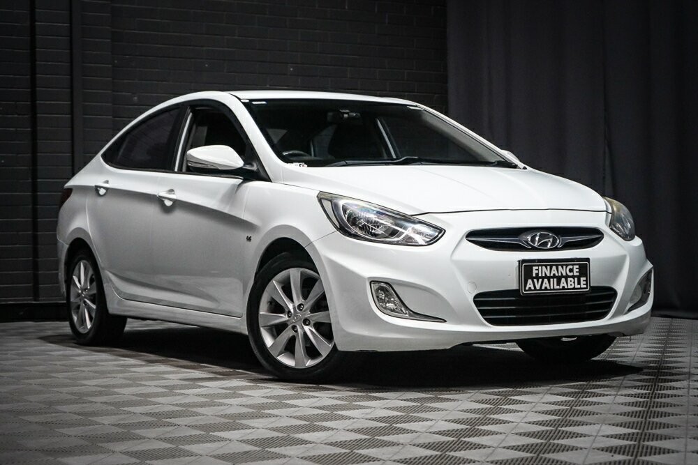 Hyundai Accent image 1