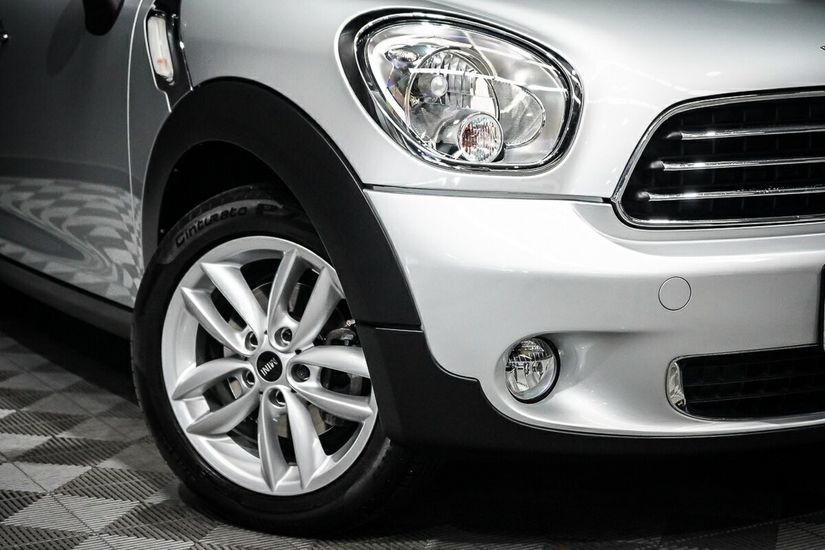 Mini Countryman image 2