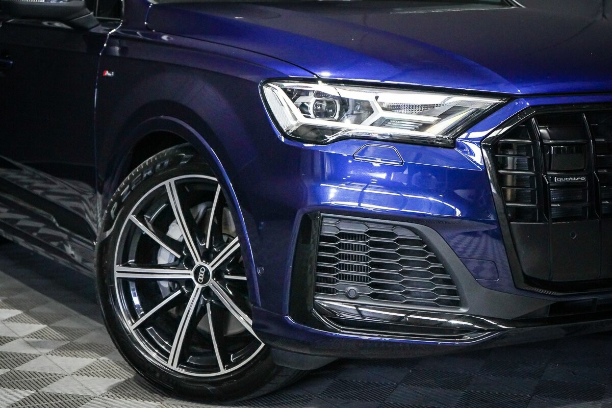 Audi Q7 image 2