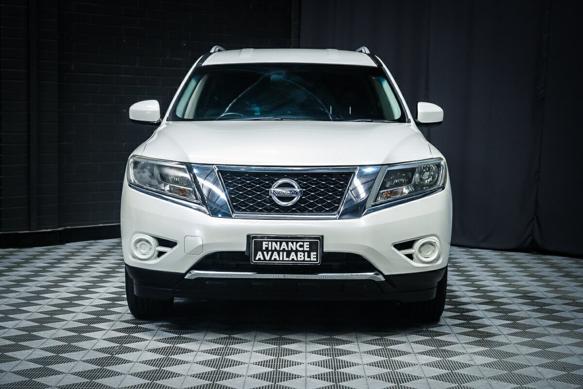 Nissan Pathfinder image 3