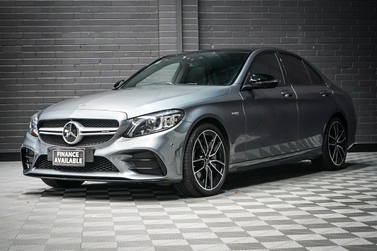 Mercedes Benz C-class image 4