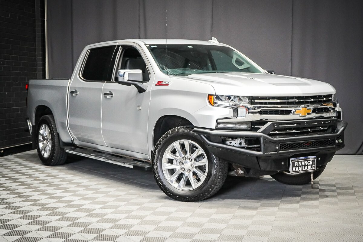 Chevrolet Silverado image 1