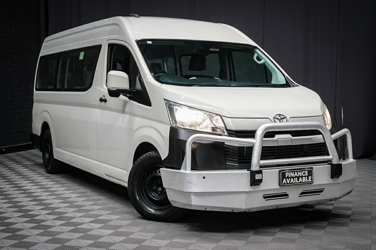 Toyota Hiace image 1