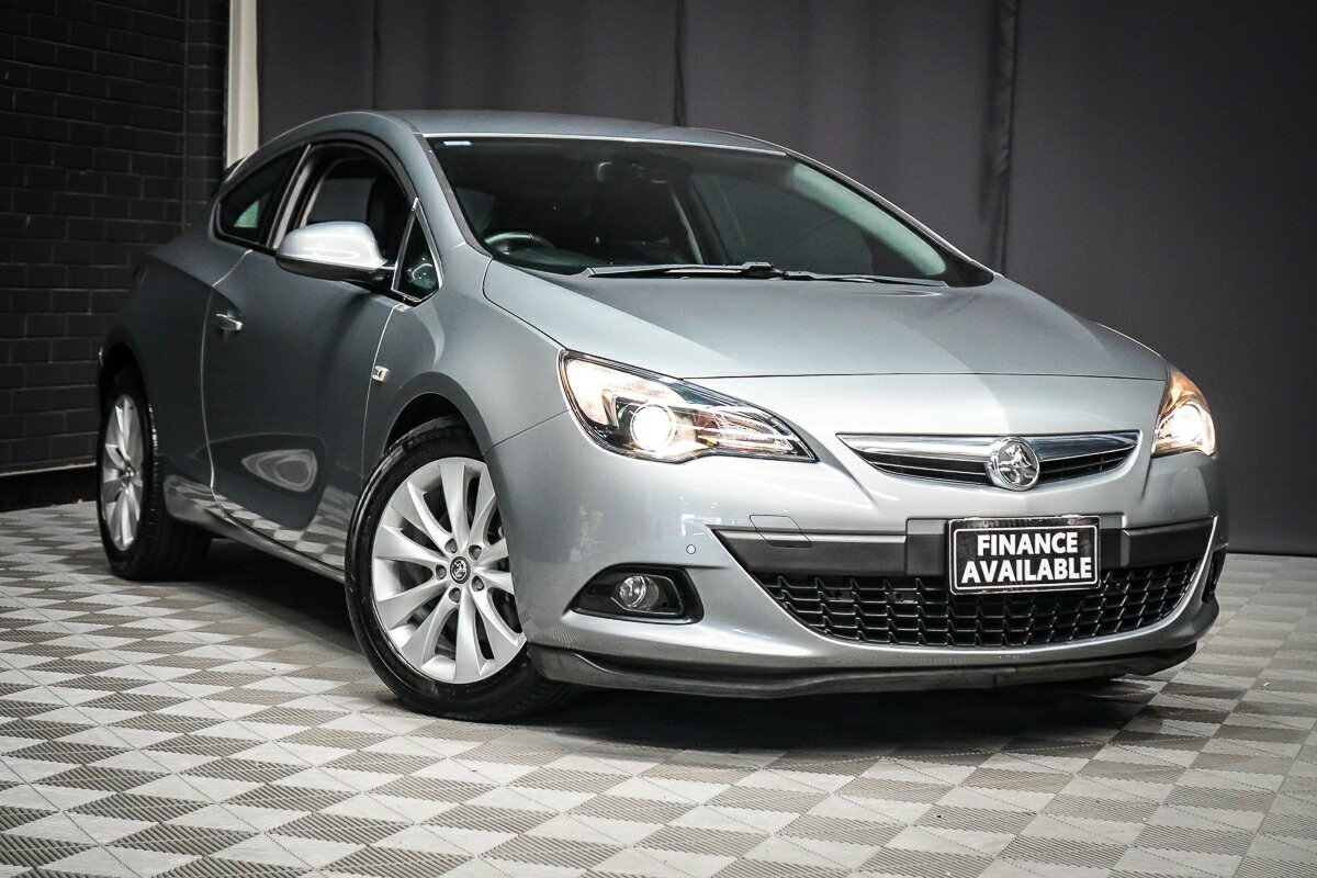 Holden Astra image 1