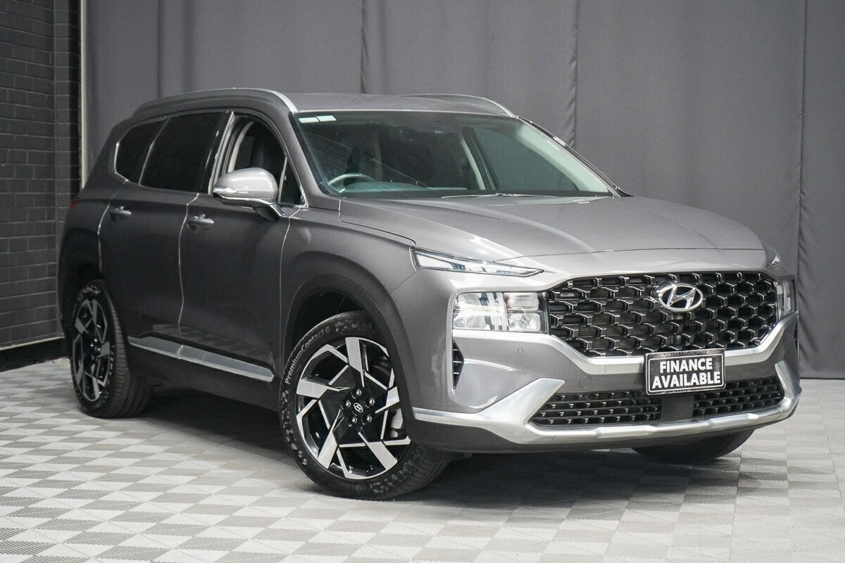 Hyundai Santa Fe image 1