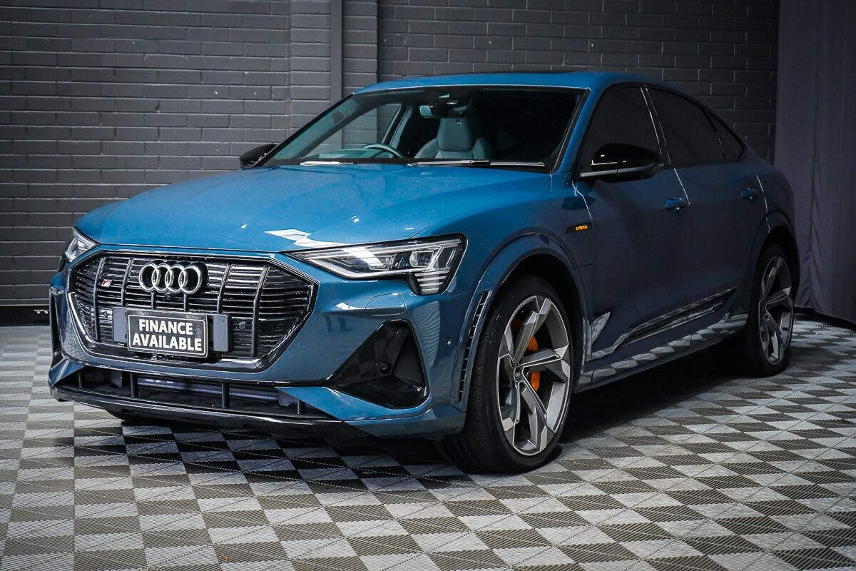 Audi E-tron image 4