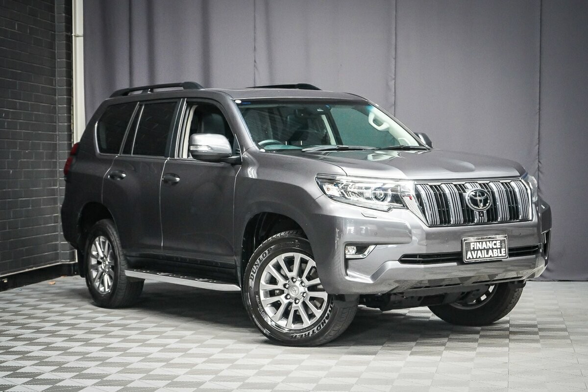 Toyota Landcruiser Prado image 1