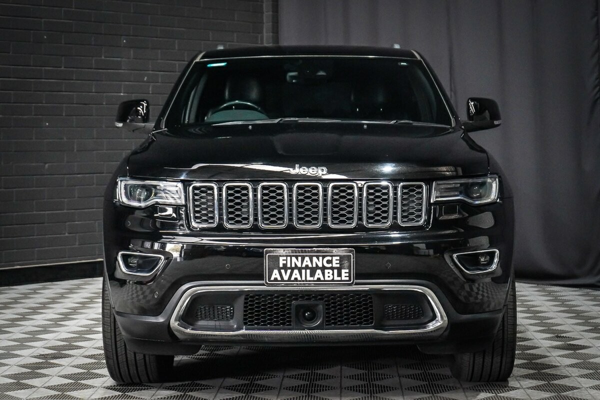 Jeep Grand Cherokee image 3