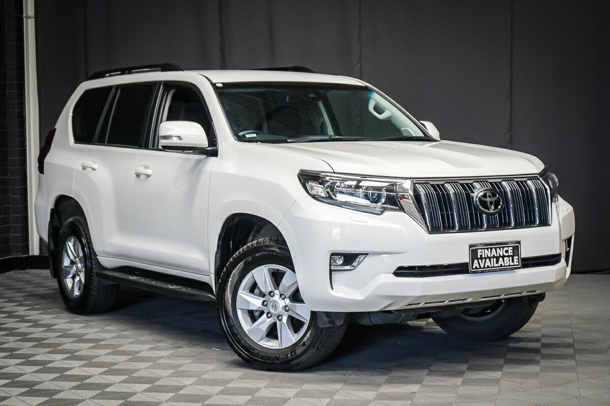 Toyota Landcruiser Prado image 1