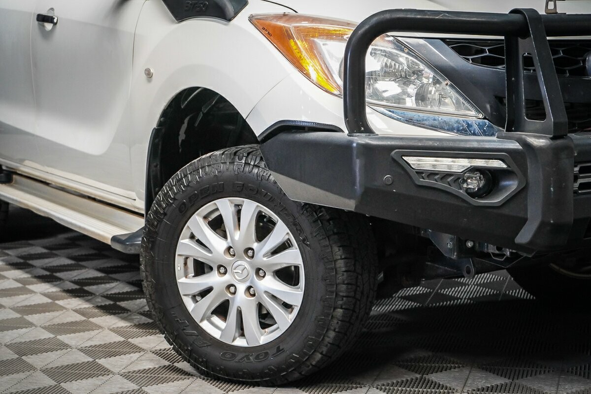 Mazda Bt-50 image 2