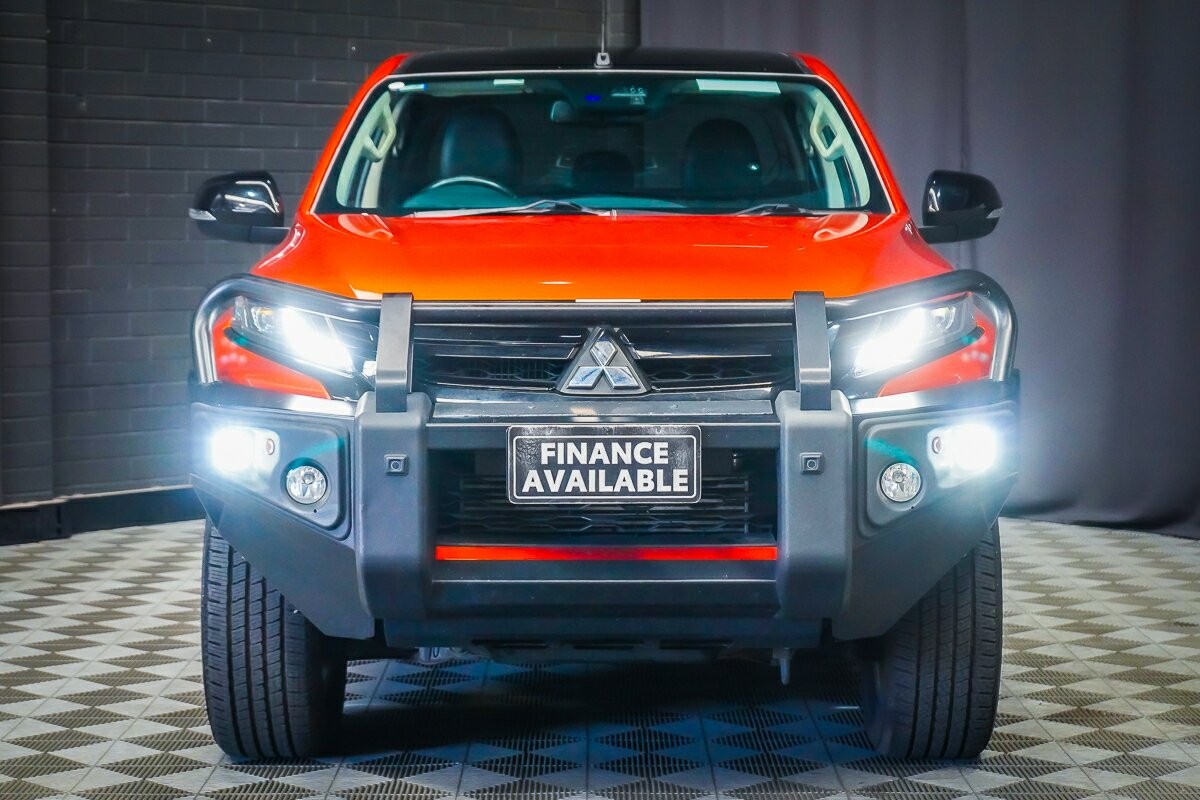 Mitsubishi Triton image 3