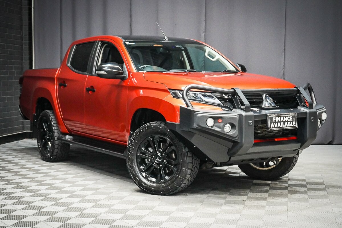 Mitsubishi Triton image 1