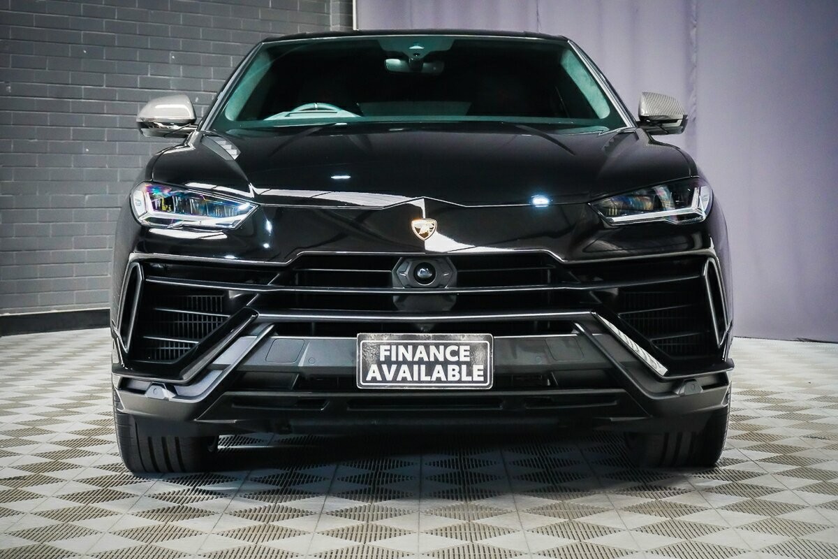 Lamborghini Urus image 3