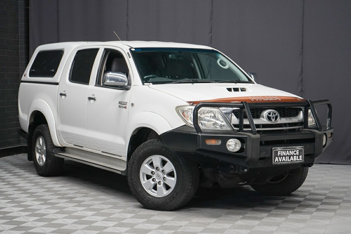 Toyota Hilux image 1