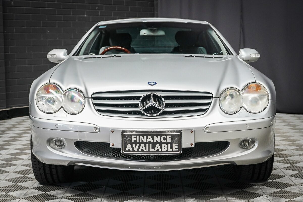 Mercedes Benz Sl-class image 3