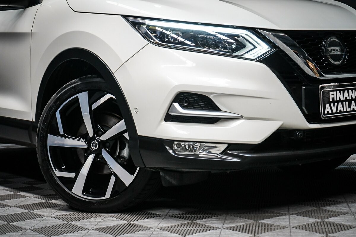 Nissan Qashqai image 2