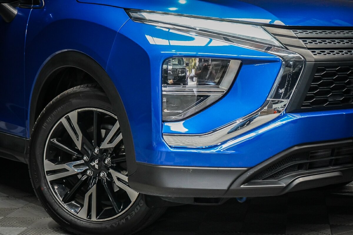 Mitsubishi Eclipse Cross image 2