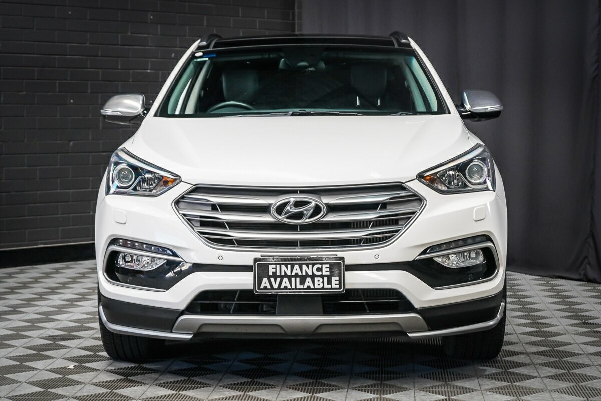 Hyundai Santa Fe image 3