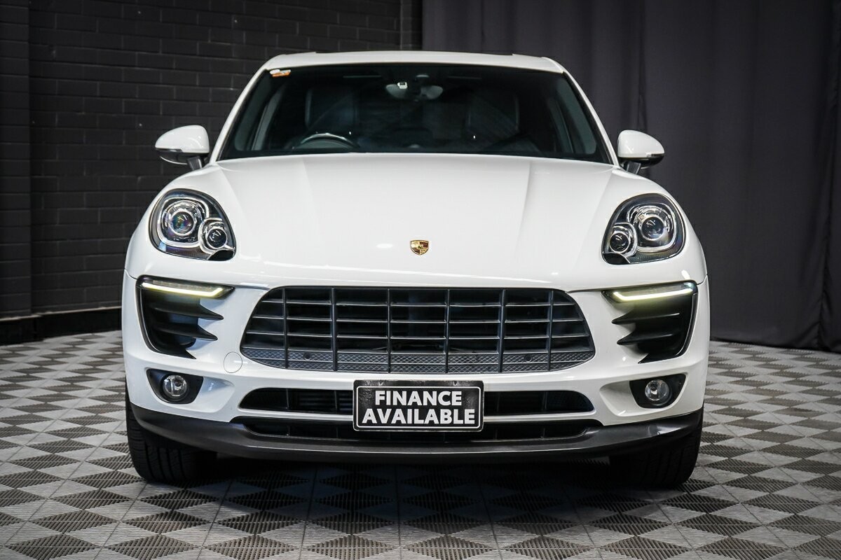 Porsche Macan image 3