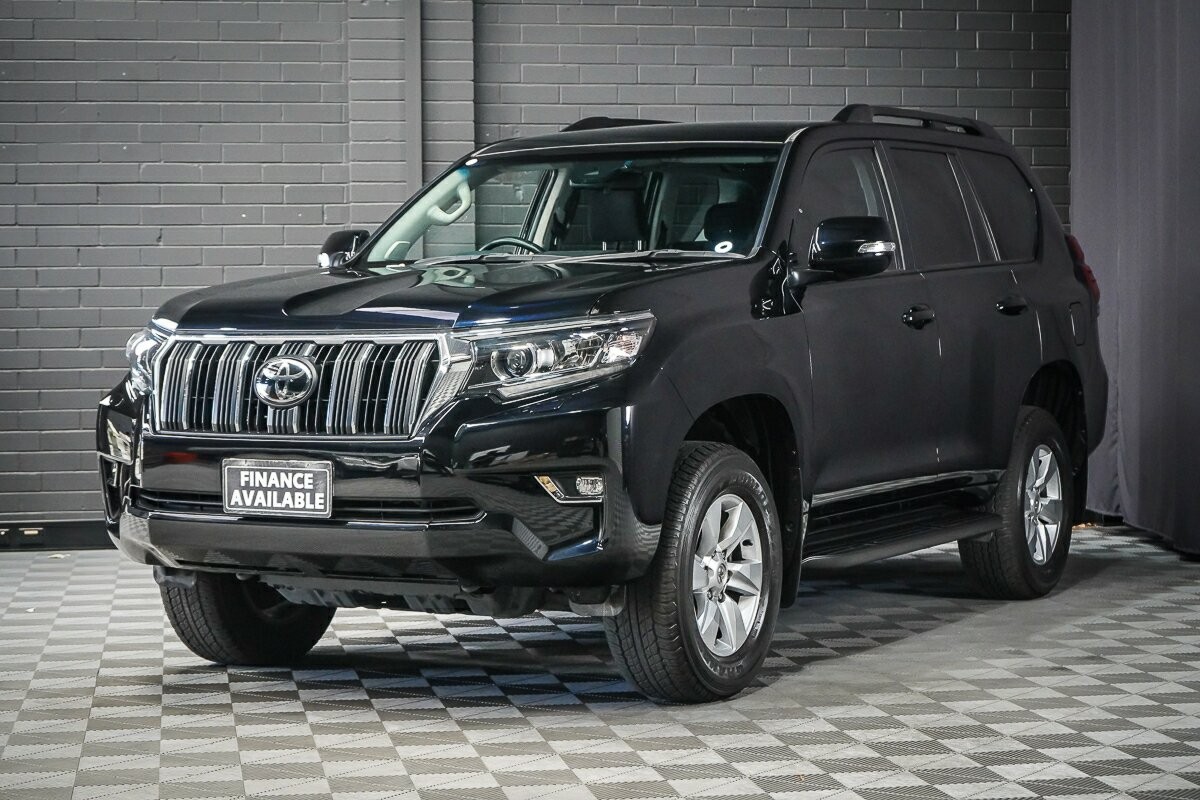 Toyota Landcruiser Prado image 4